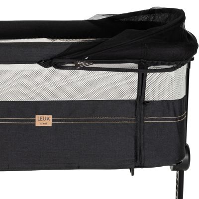 Qute Q-Breez Side Sleeper Muggennet Zwart